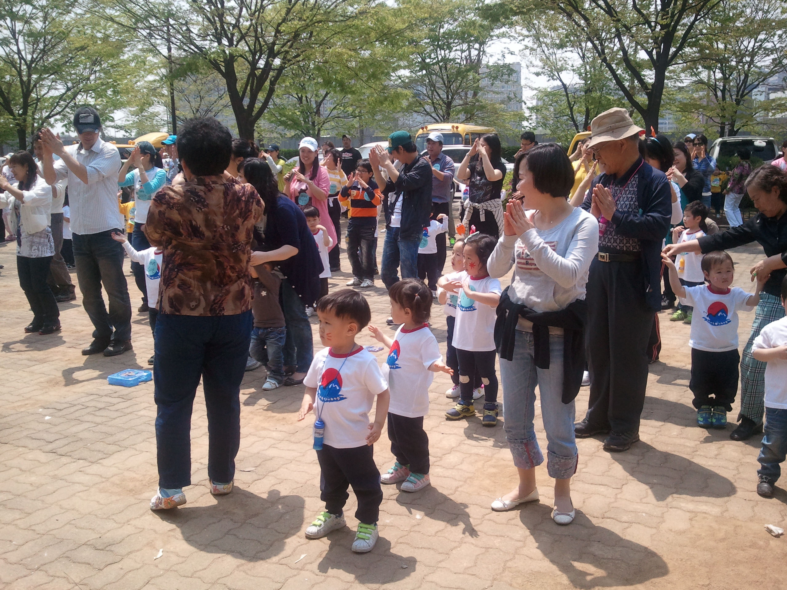 2011-05-05 12.52.05.jpg
