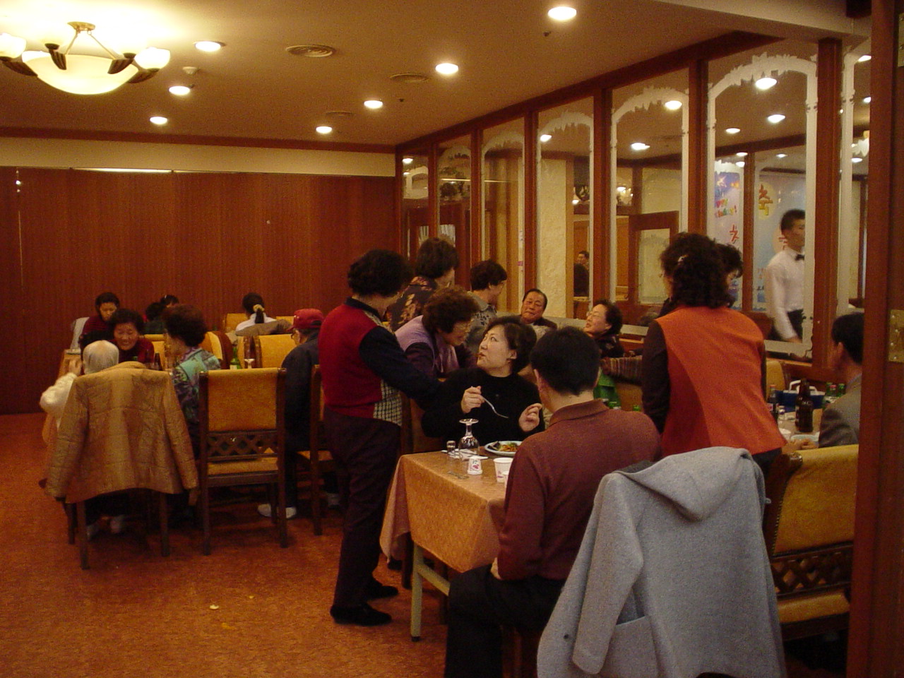 어무이환갑잔치-2003-02-27 오후 7-20-50.JPG