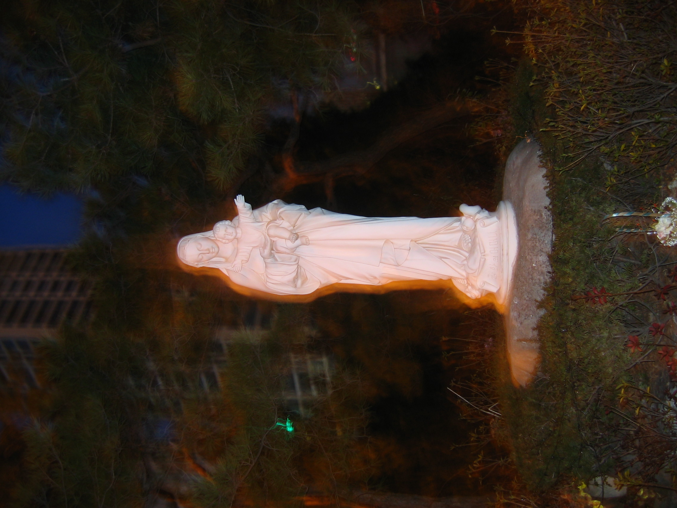 2004-12-11-00044.JPG