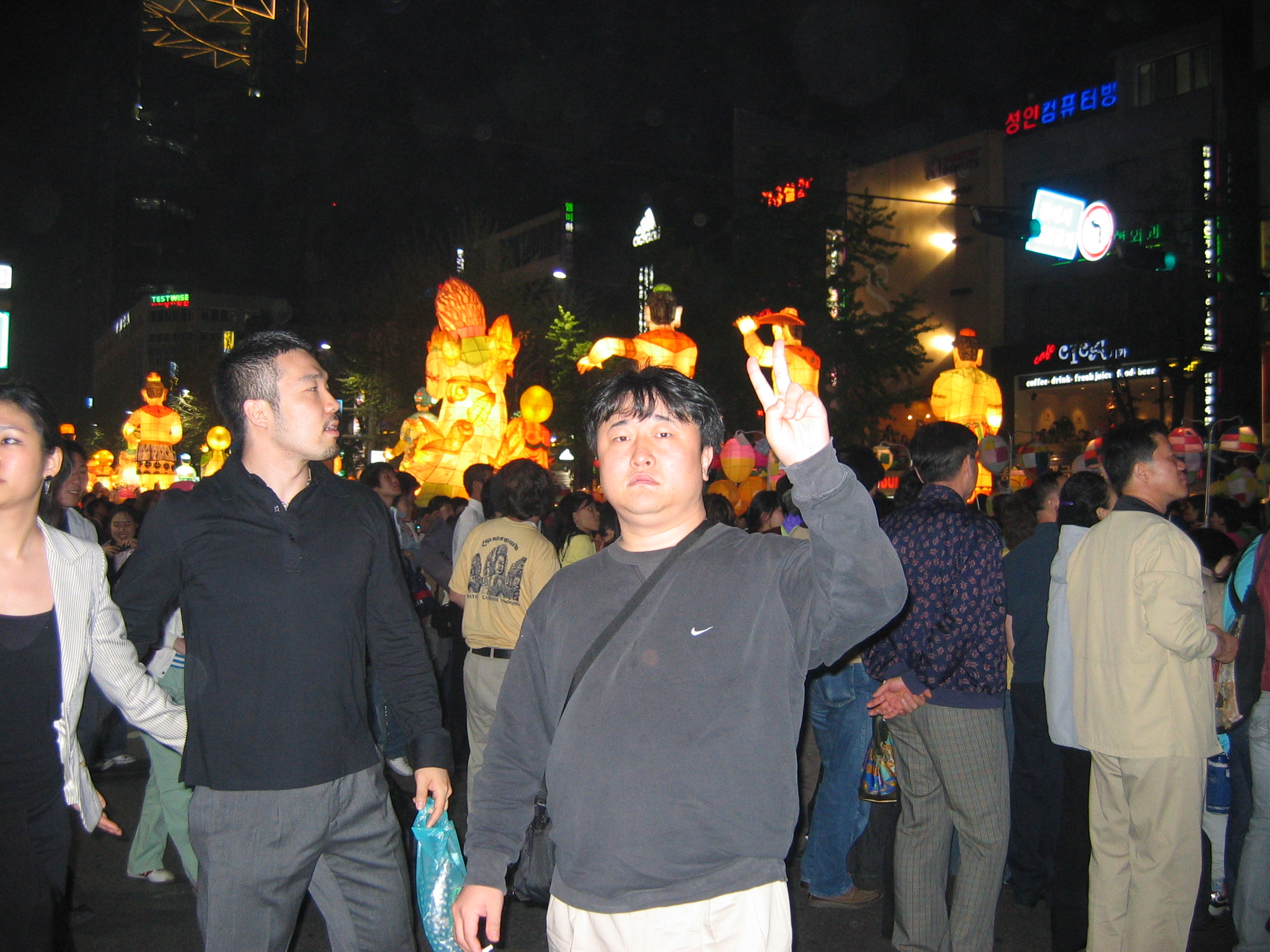 2006-04-30 오후 8-26-37-청계천-021.JPG