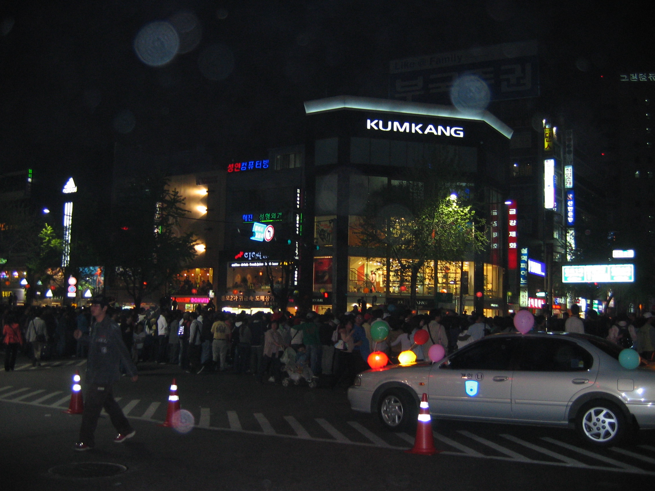 2006-04-30 오후 8-29-10-청계천-027.JPG