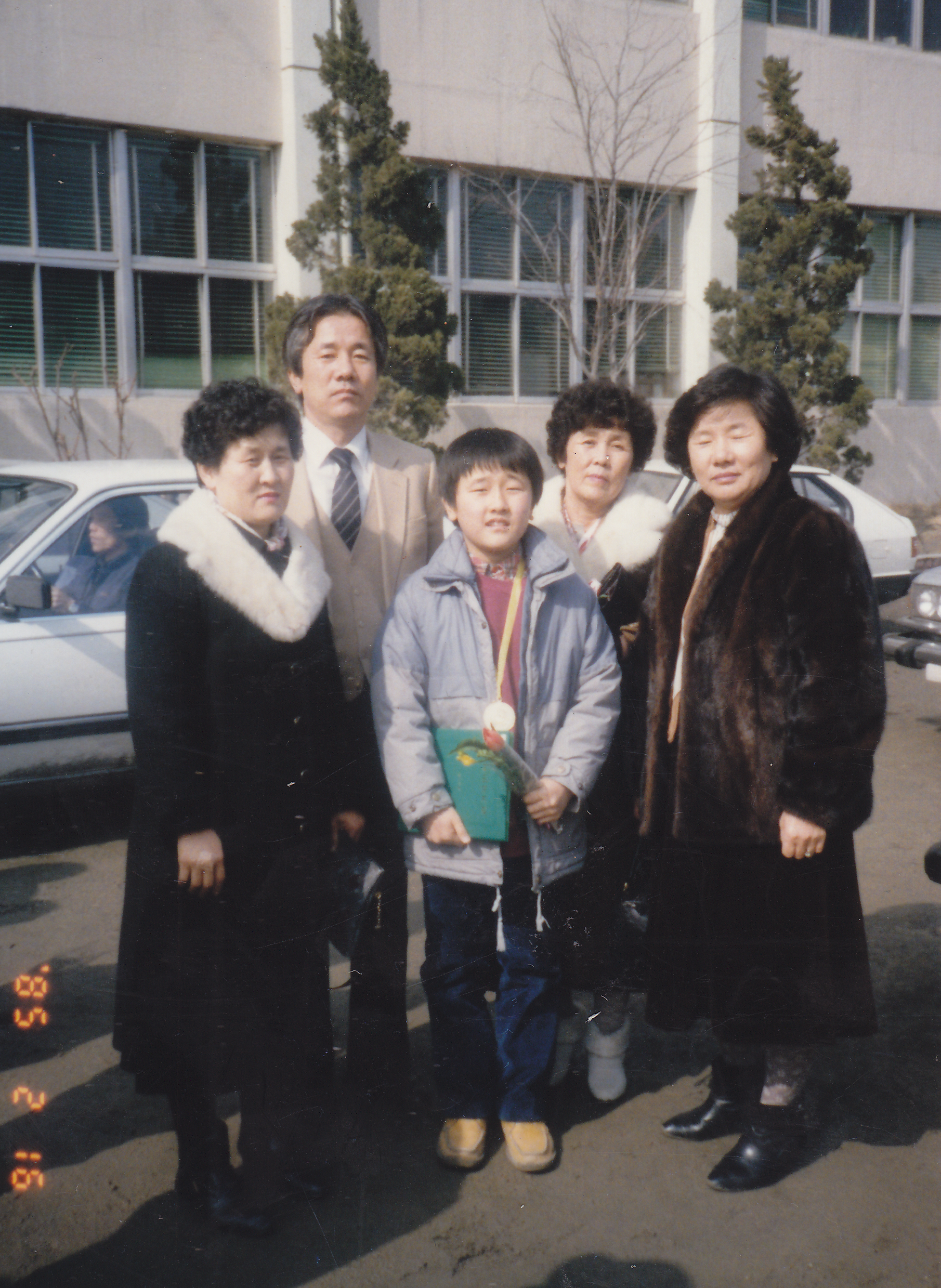 19850216 경기졸업식 21.png