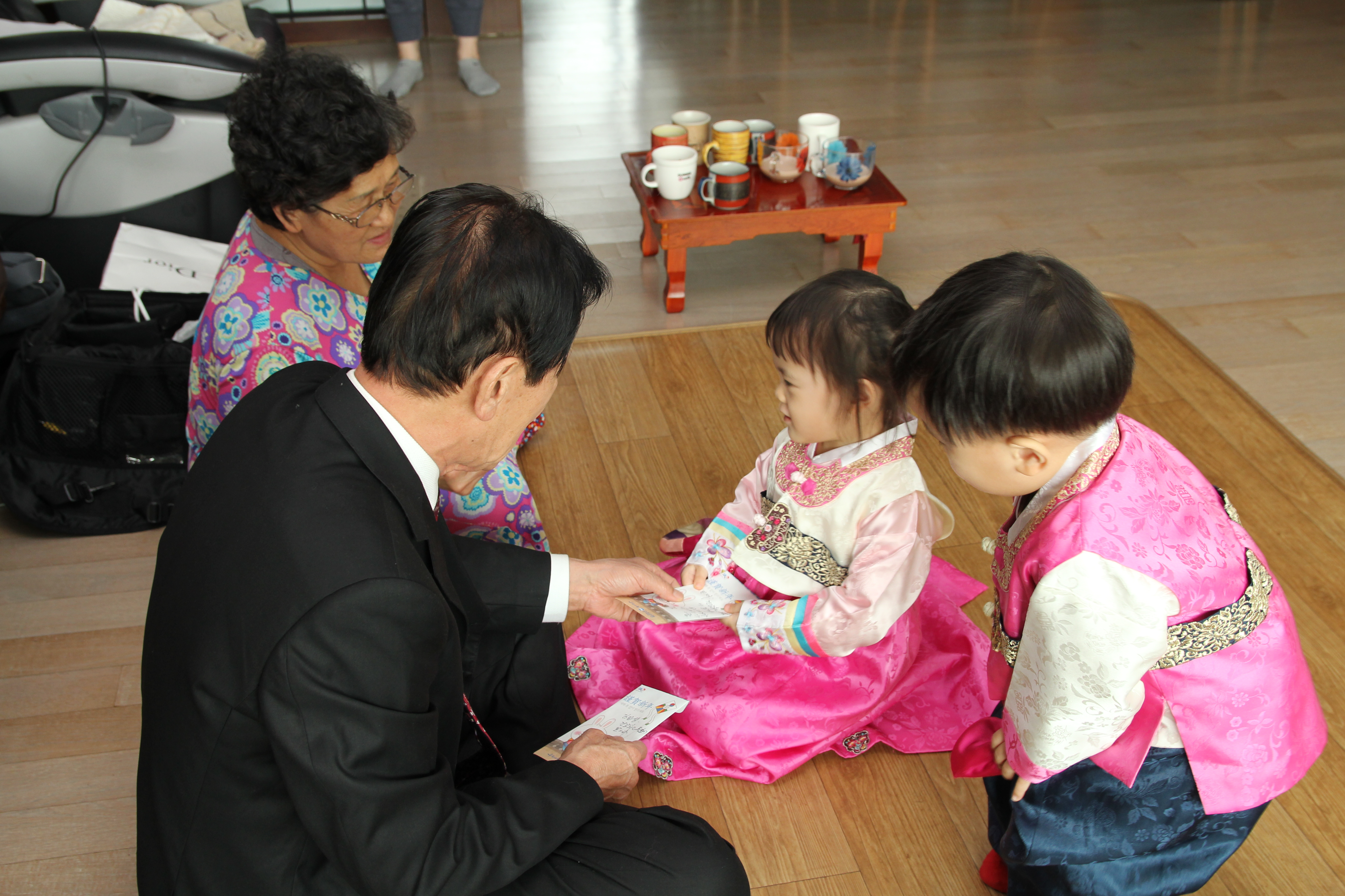 2011-02-03 12-42-56 설날.JPG