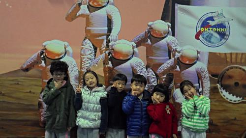 사본 -kidis_옥토끼 우주센터에 다며 왔어요!!_3600921.jpg